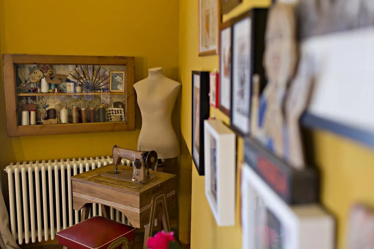 Gospodarstwo wiejskie Pensjonat Encis D'Emporda -Adults Only- Casavells